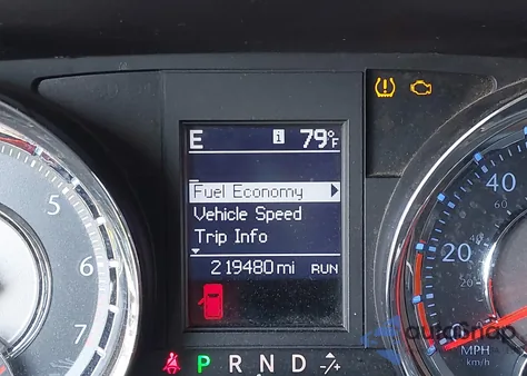 2012 Chrysler Town & Country Touring из США, поврежденный, VIN 2C4RC1BG3CR126636